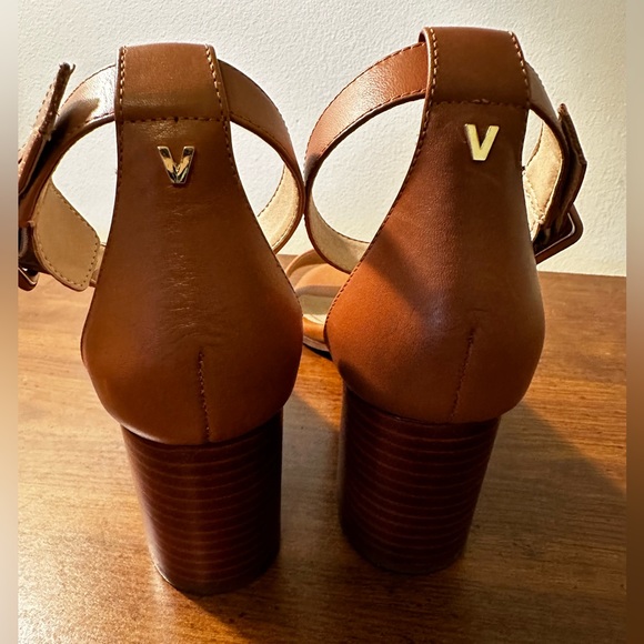 Women’s Vionic Heeled sandals size 10 - Picture 4 of 4